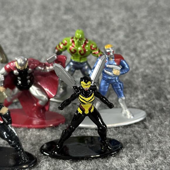 Jada Toys ~Marvel 2 Inch Nano Diecast Metal Figures~ 7 Pcs Lot~Play Grade -Metal - Picture 3 of 6